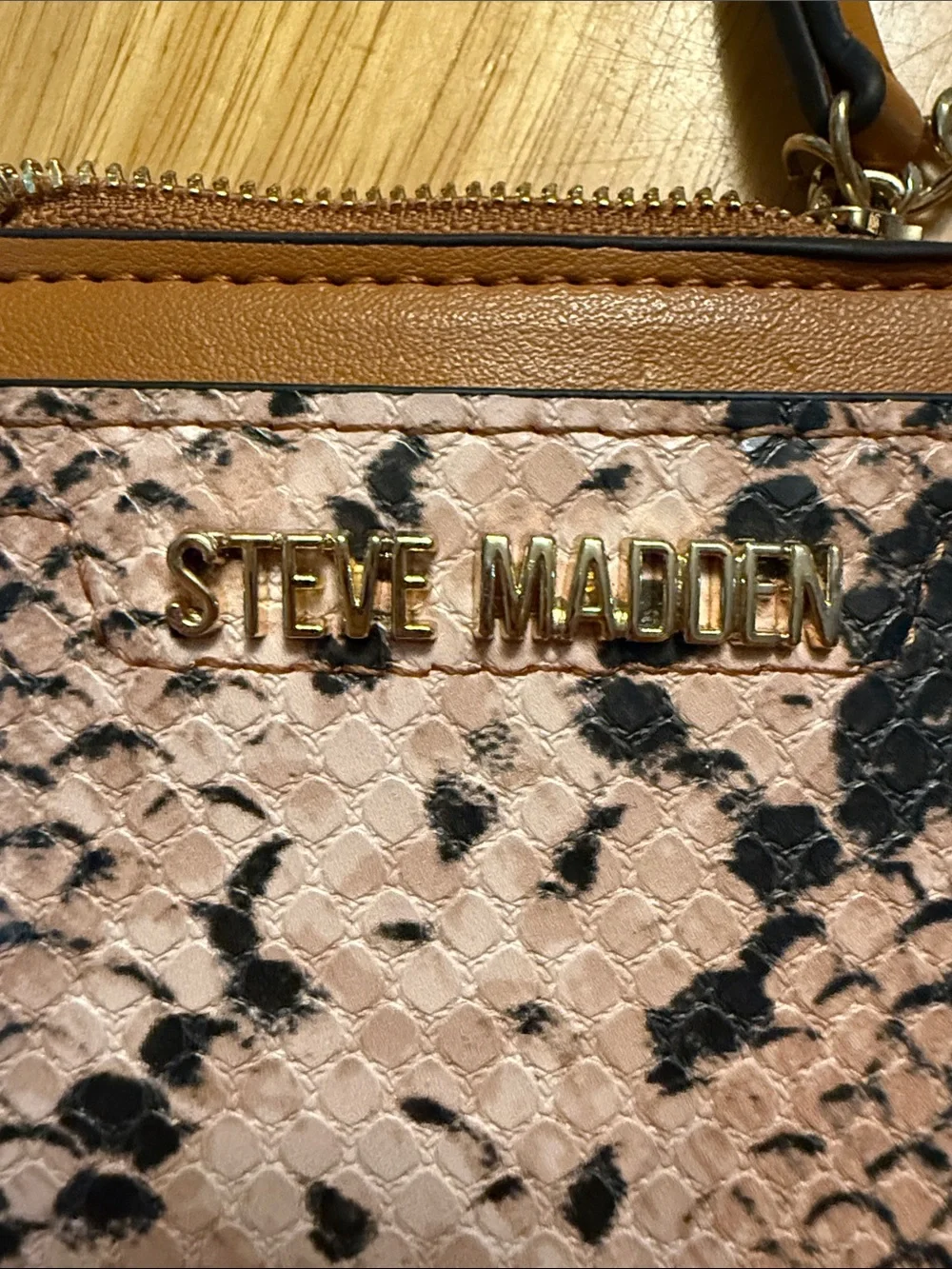 Steve Madden Tan & Pink Snake-Print Card Case with Gold Logo